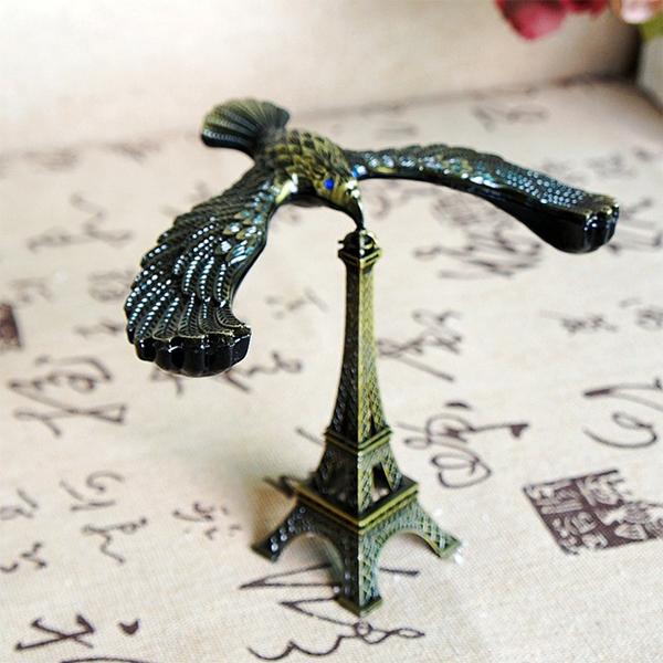 Balancing Metal Bird
